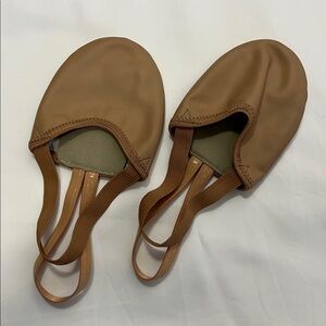 Stelle Girl’s Lyrical Dance Shoes; Half Soles; great, worn once, size 6-7 M